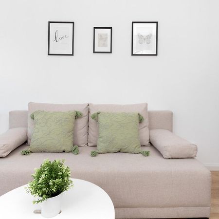 Starowiejska Apartment With Balcony Next To Arena Gdansk Stadium By Noclegi Renters Kültér fotó
